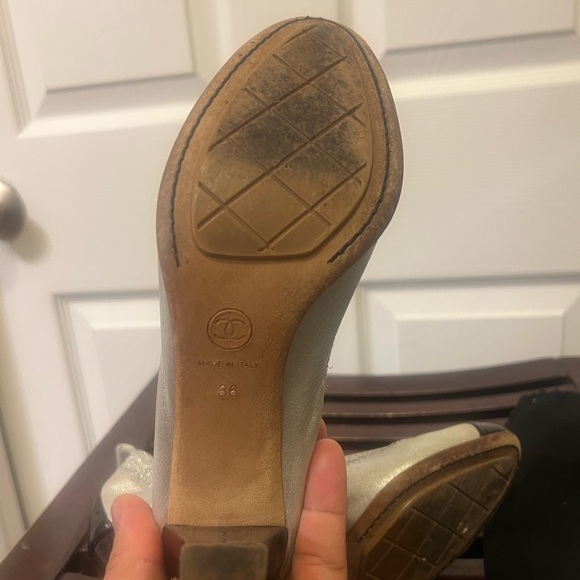 Chanel pumps silver & black size 6US - Picture 14 of 16